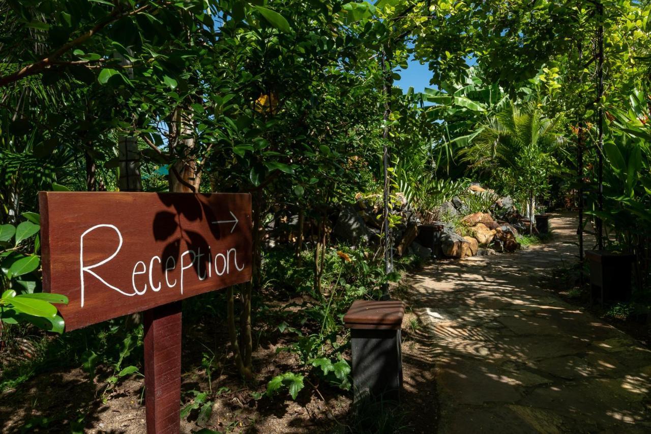D Canal House Mirissa Exterior photo